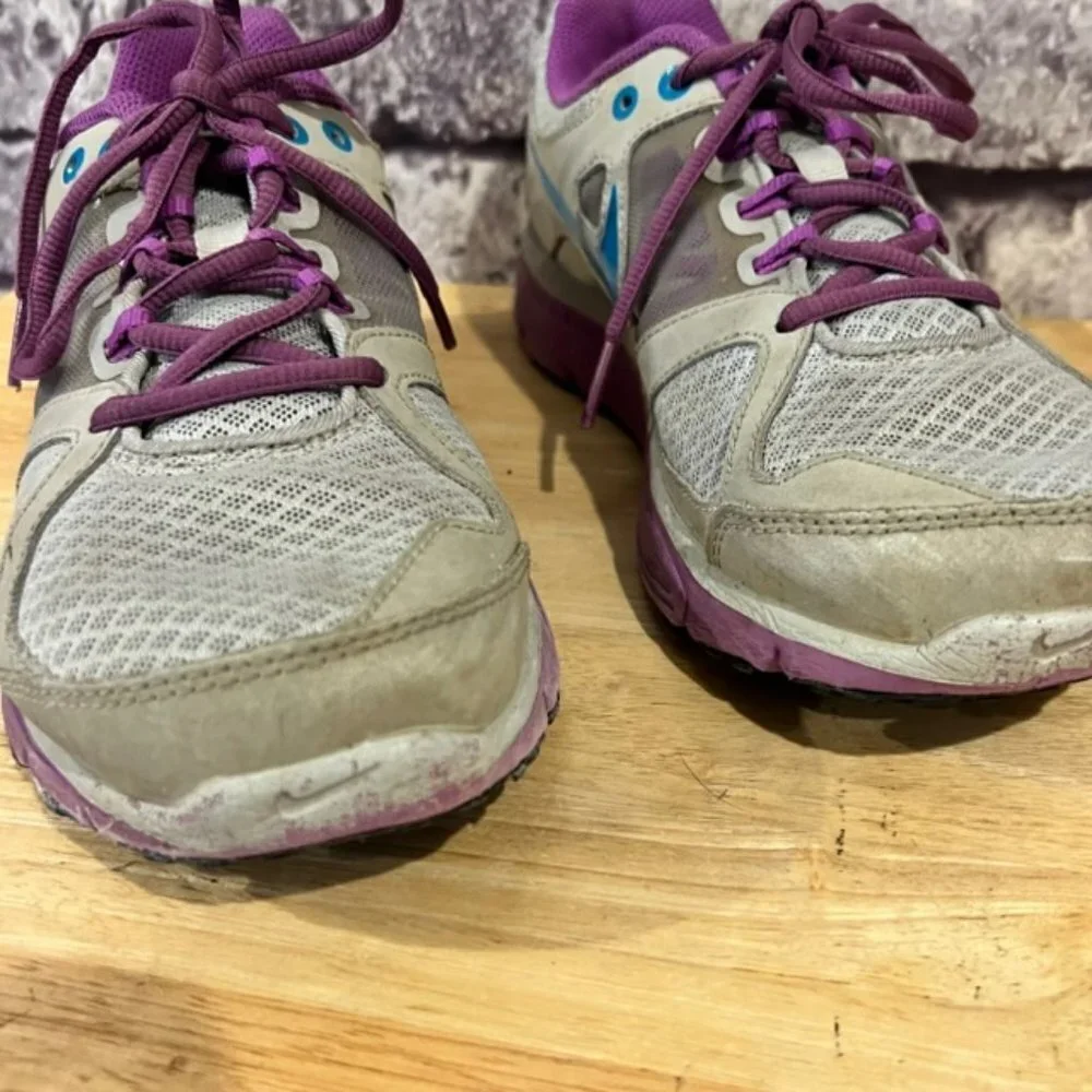 Nike Gray, Purple & Turquoise Lace Up Sneakers Size 7